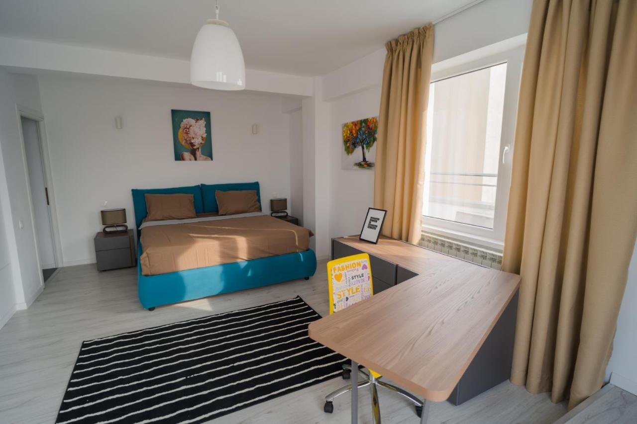 Penthouse With Huge Rooftop Terrace & City View Bucureşti Exterior foto