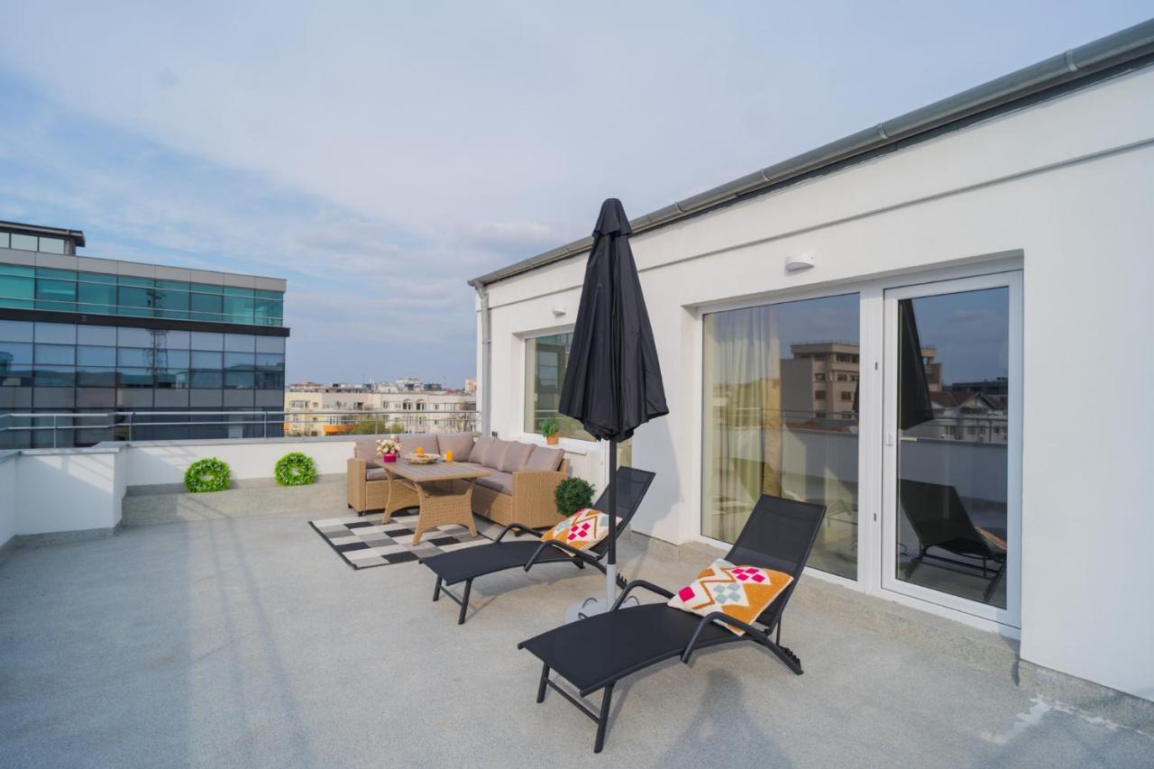 Penthouse With Huge Rooftop Terrace & City View Bucureşti Exterior foto