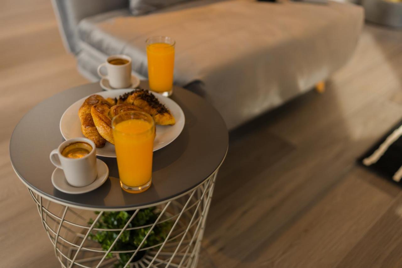 Penthouse With Huge Rooftop Terrace & City View Bucureşti Exterior foto
