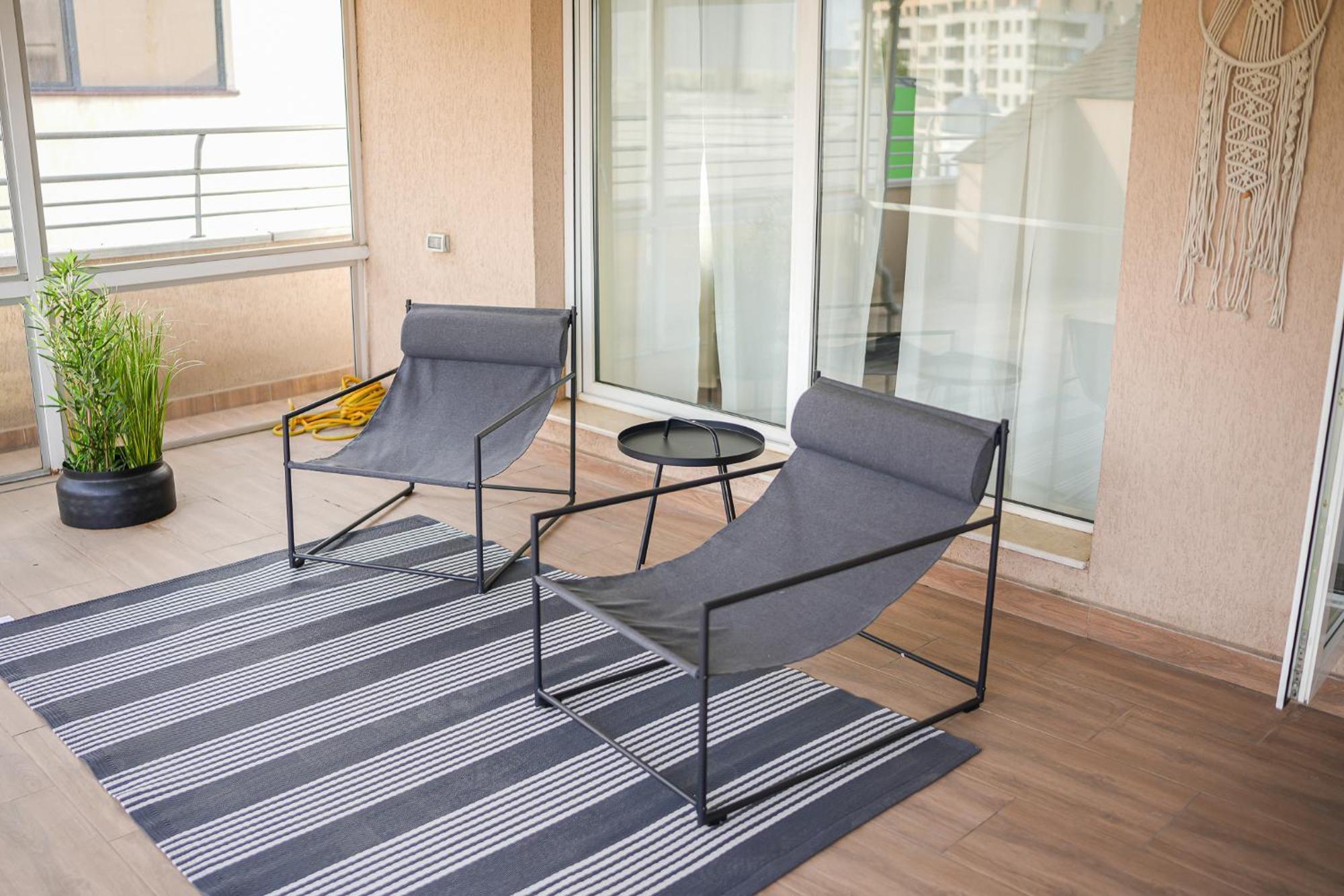 Penthouse With Huge Rooftop Terrace & City View Bucureşti Exterior foto