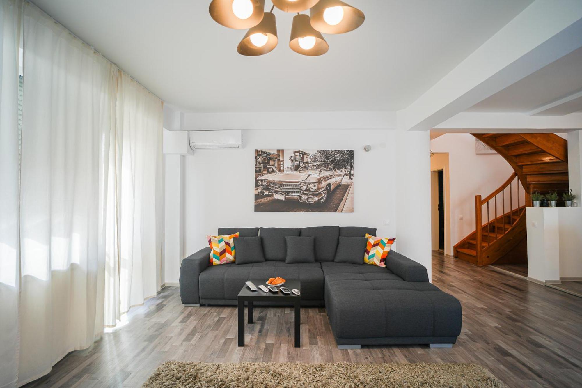 Penthouse With Huge Rooftop Terrace & City View Bucureşti Exterior foto